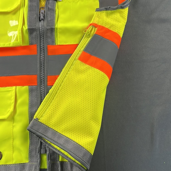 Pioneer Mesh Back Zip Front Surveyors Vest | Size Small - Picture 5 of 8